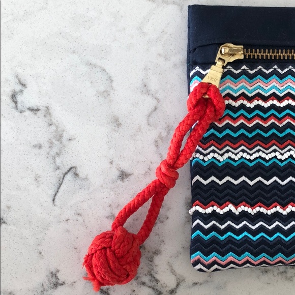 Navy blue clutch with colourful accents - Picture 3 of 8
